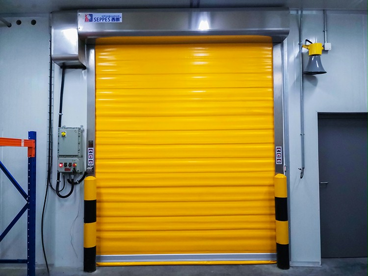 保温快速卷帘门