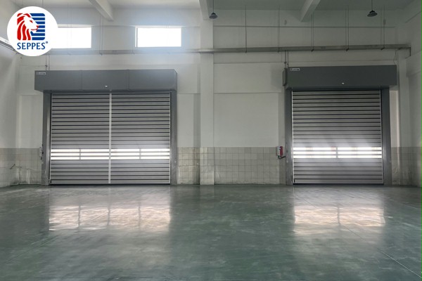 涡轮硬质快速门